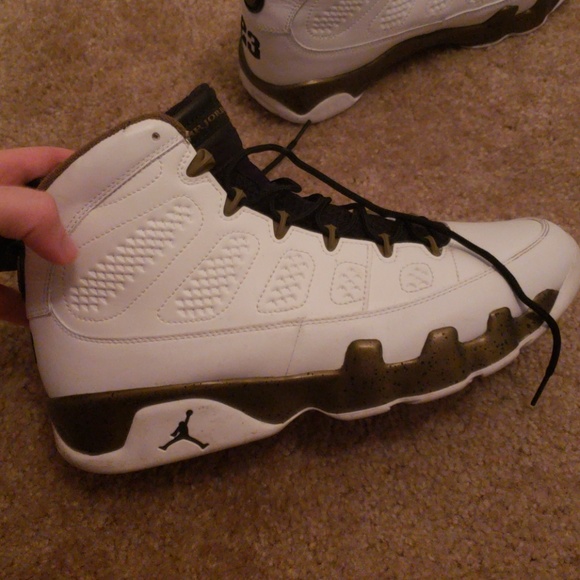 Jordan 9 mens size 10 - Picture 2 of 4